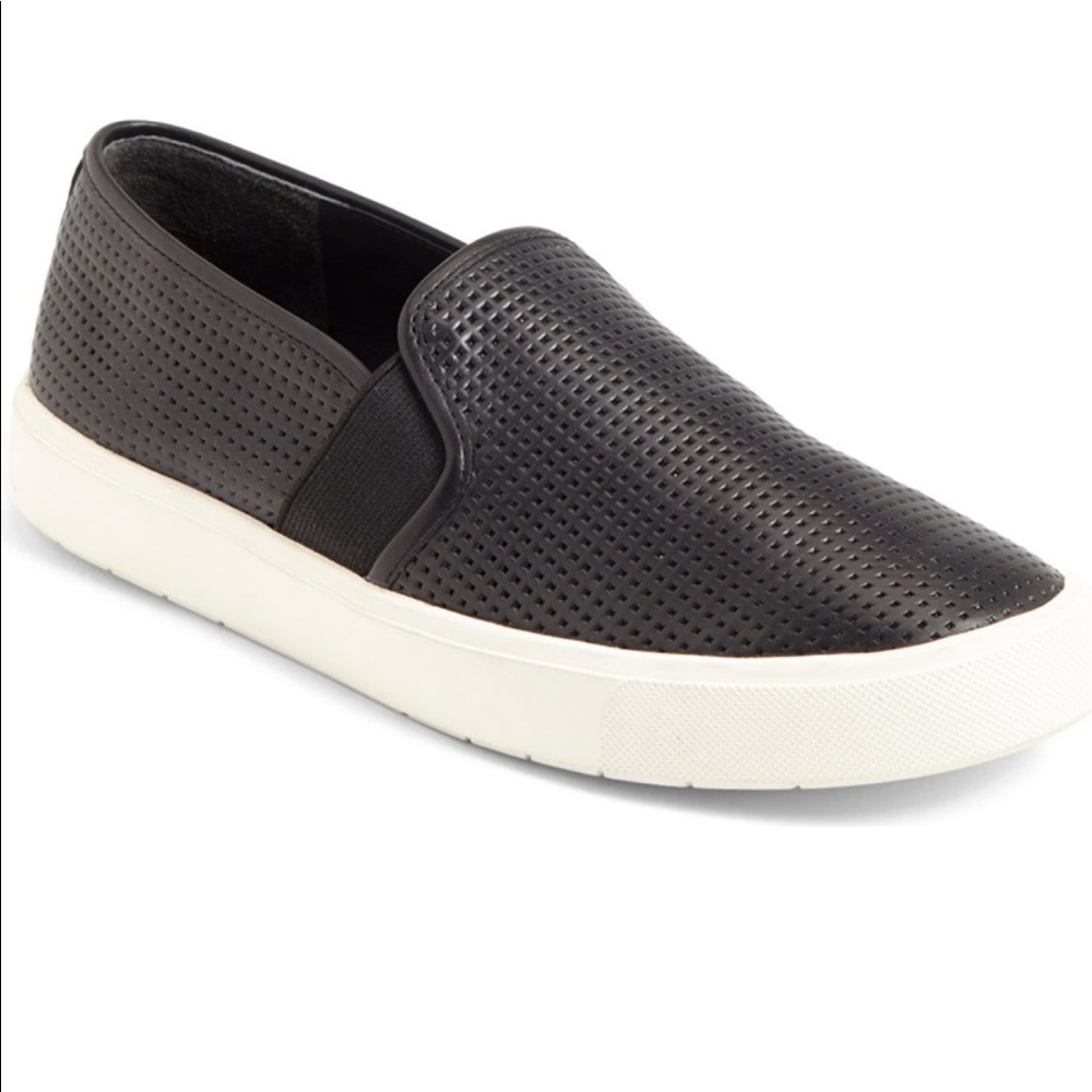 Vince Slip on leather sneakers. Little wear.